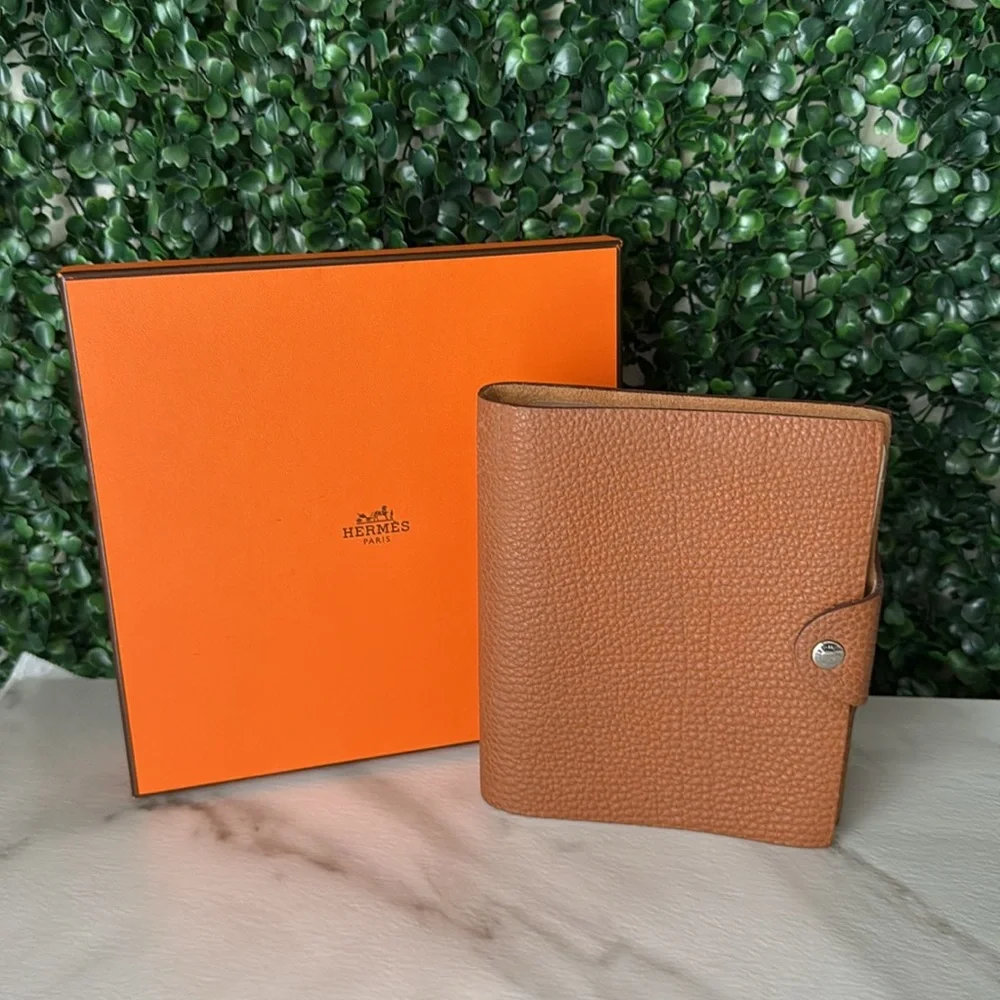 HERMES Yuris Planner Cover Togo Leather Brown with Notebook Authentic